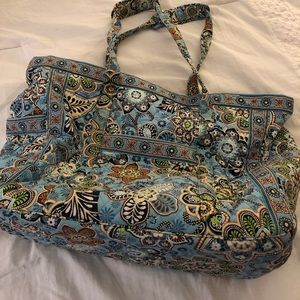Large travel tote